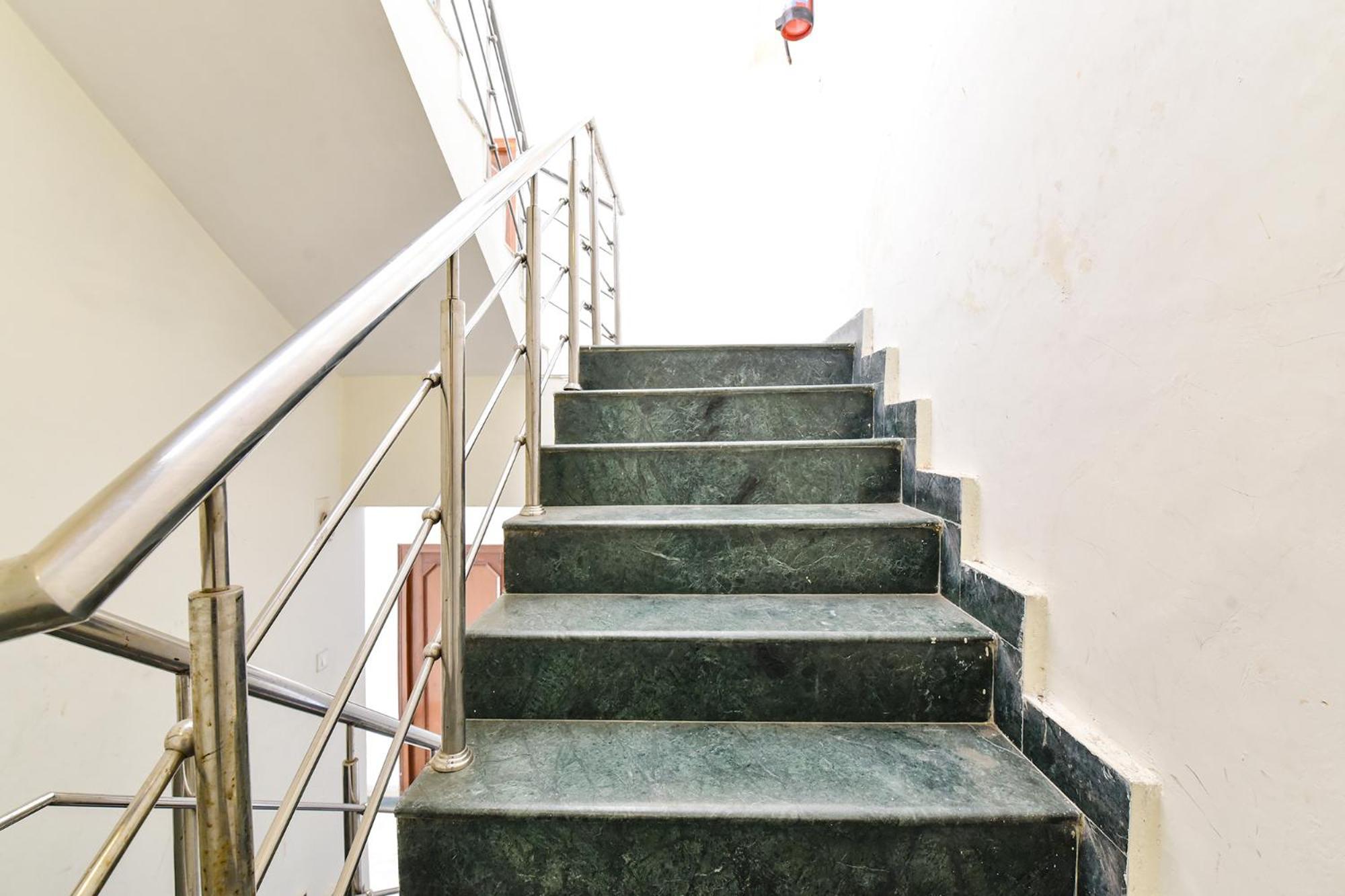 Fabhotel Basera Haridwār Exteriör bild